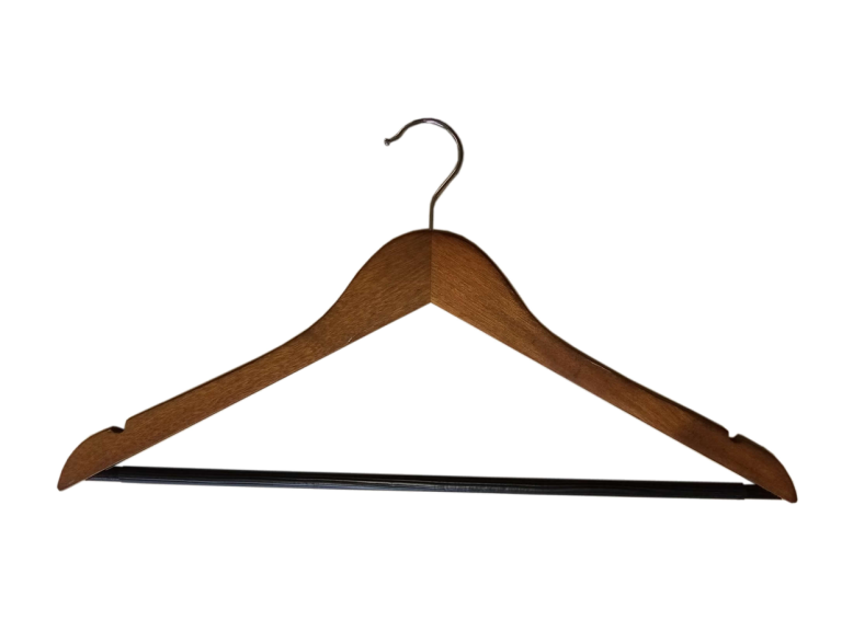 perchas de madera para tienda